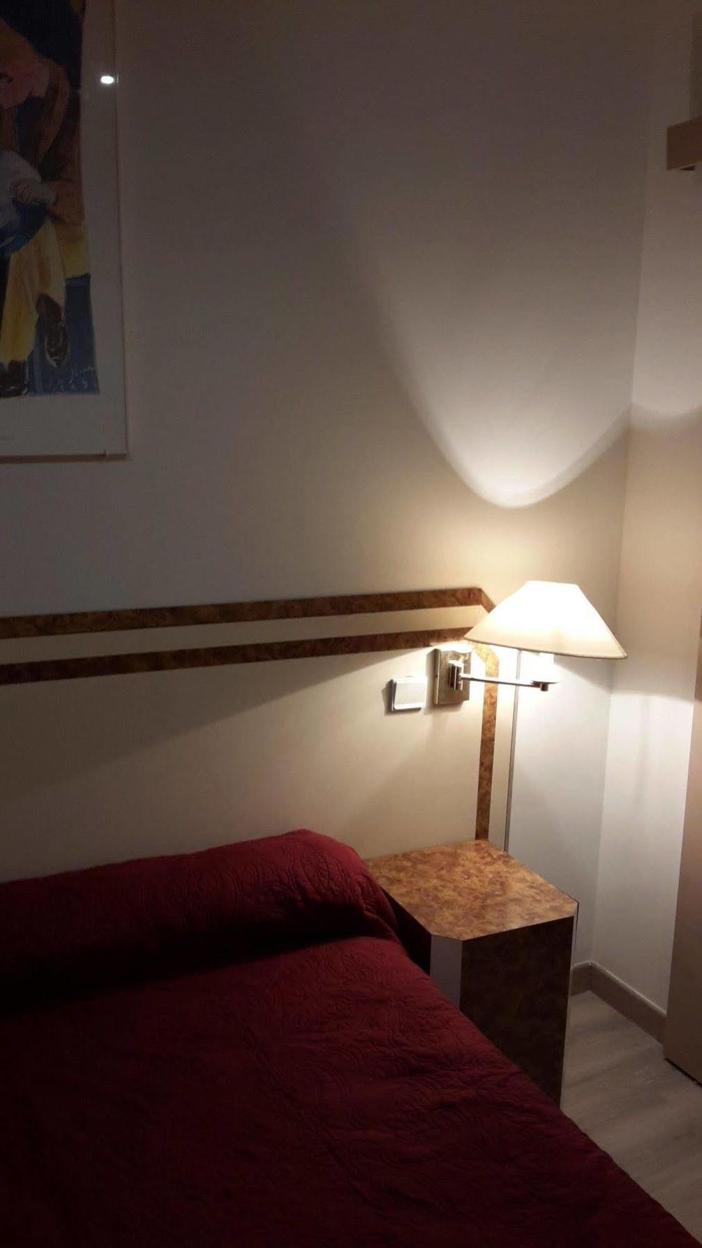 Hotel Azur Montmartre 파리 외부 사진
